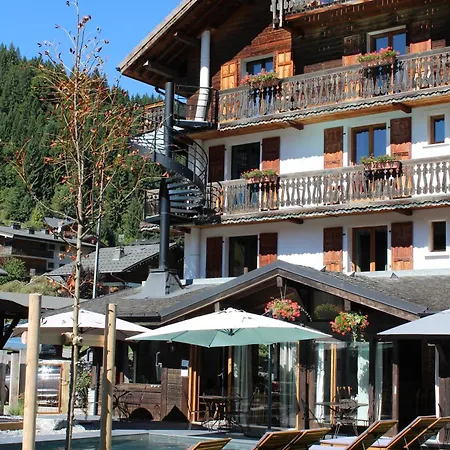 Hotel Fleur Des Neiges 3*