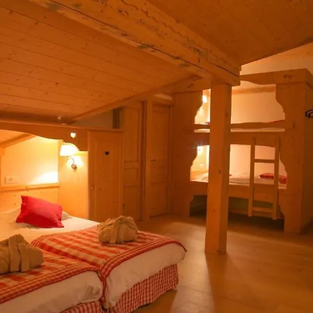 Hotel Fleur Des Neiges 3*